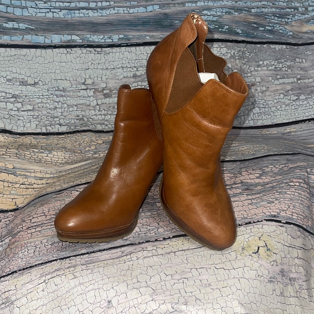 DONATING SOON🔄 JESSICA SIMPSON HEELED ANKLE BOOTIES